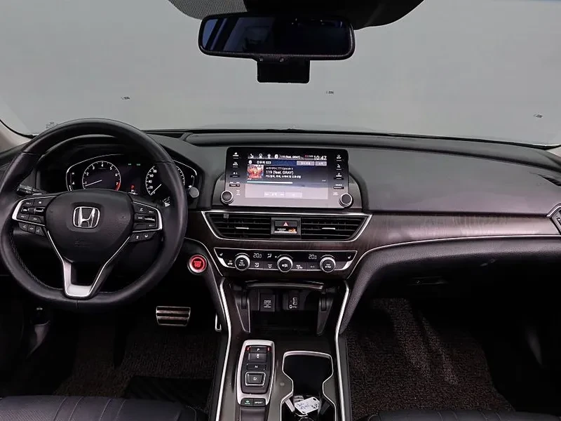 Honda Accord 2.0 Turbo Sports, снимка 10 - Автомобили и джипове - 55841978
