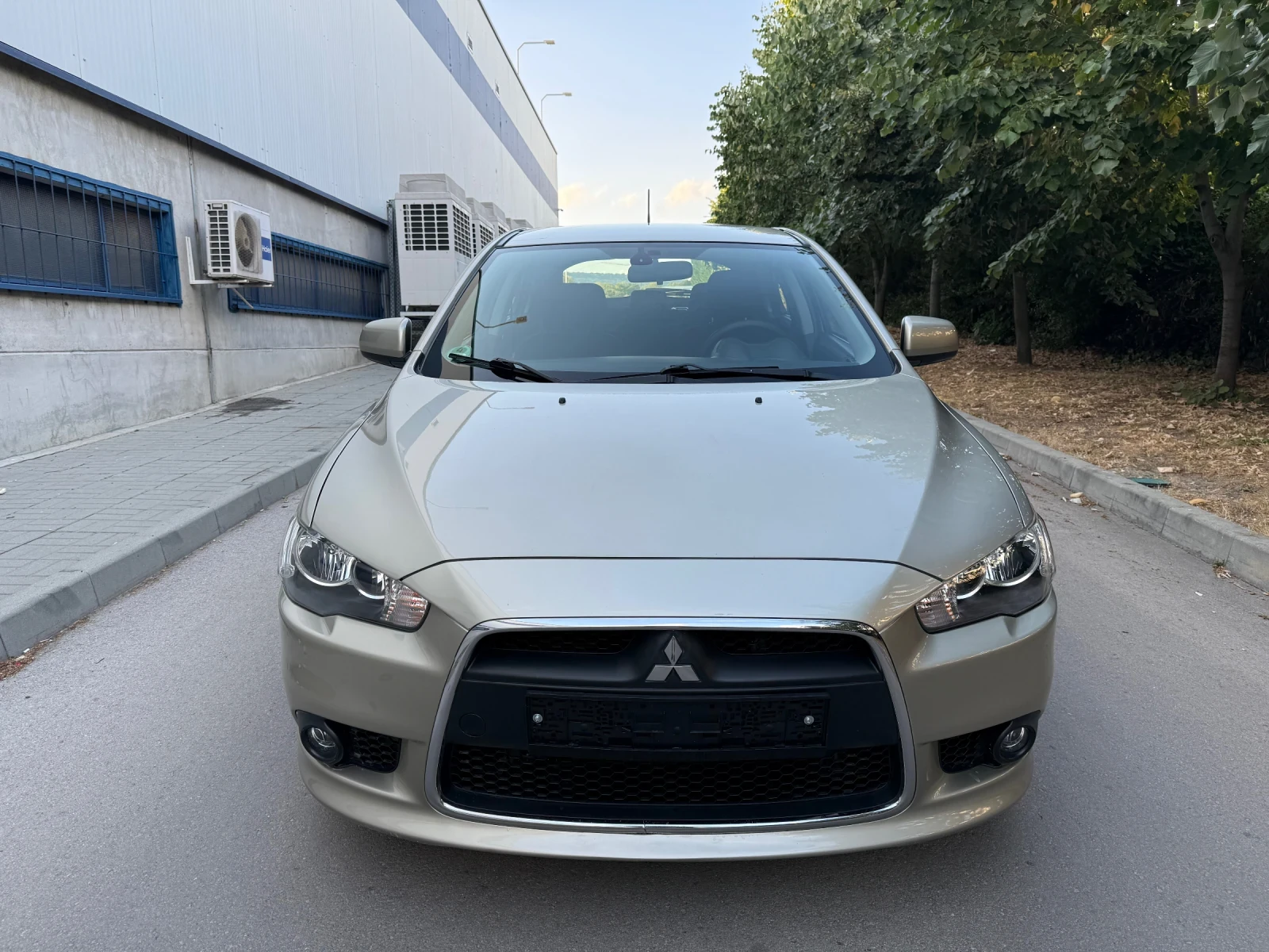 Mitsubishi Lancer 1.8i АВТОМАТИК - изображение 2