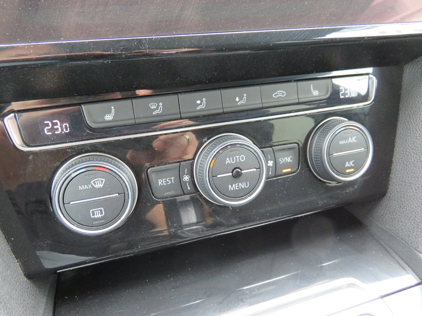 VW Arteon R-Line 2.0 TDI SCR DSG 4MOTION | Mobile.bg � ����������� 12