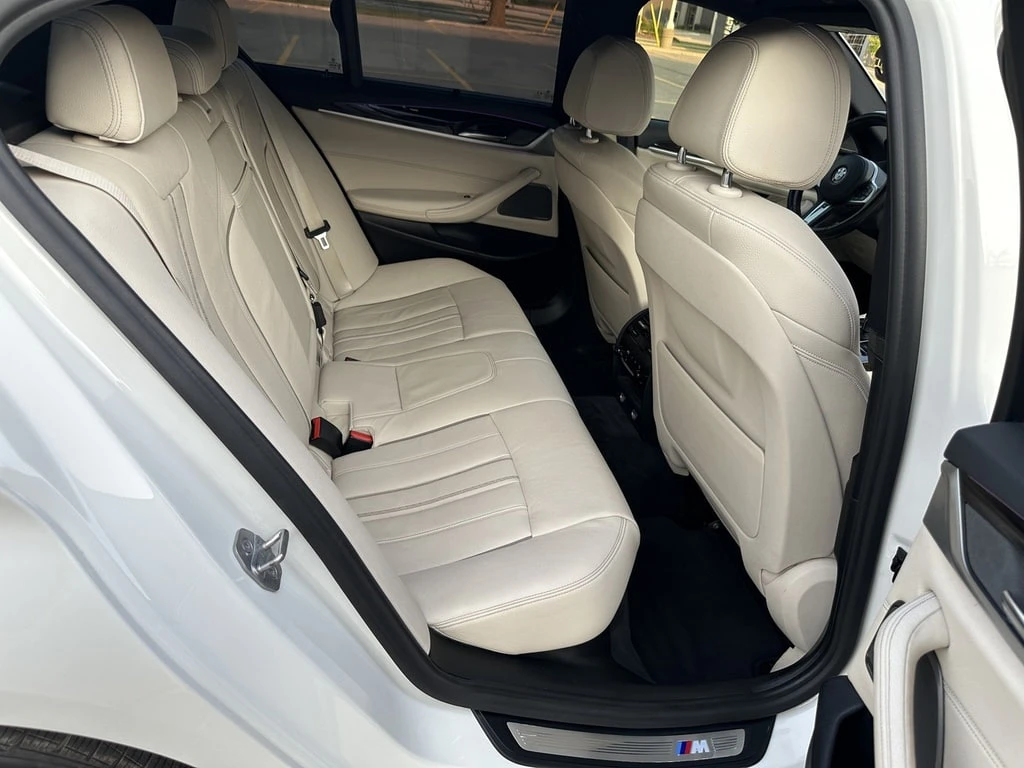 BMW 530 *  *    * CARFAX *  | Mobile.bg   13