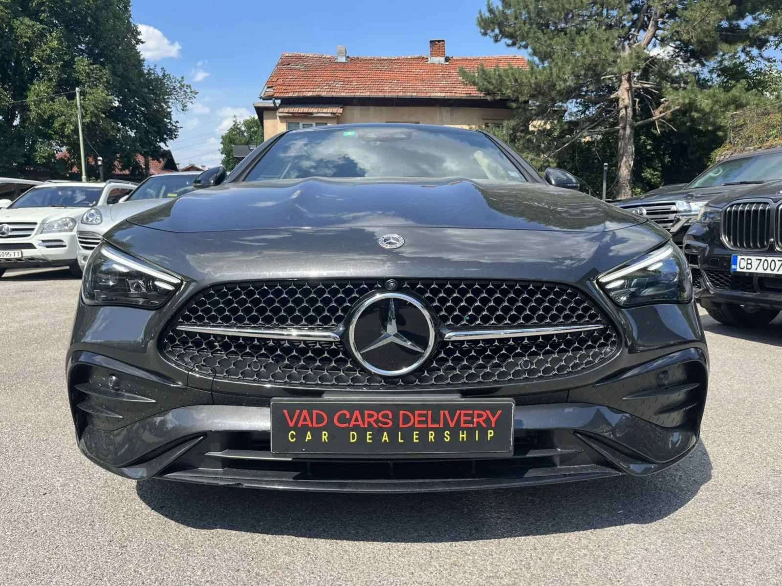 Mercedes-Benz CLE 300/4Matic/AMG/Digital Light/Burmester/Гаранция - изображение 2