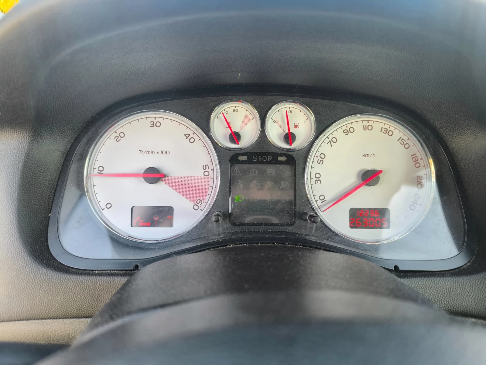 Peugeot 307 1.6 90 к.с. - изображение 10