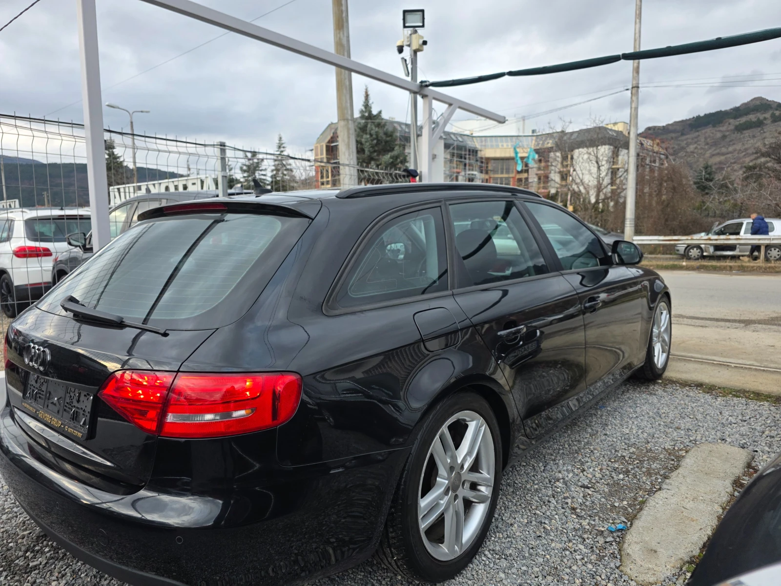 Audi A4 2.0TDI AVTO  - изображение 4