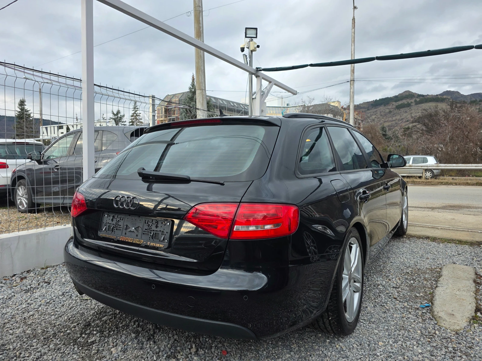 Audi A4 2.0TDI AVTO  - изображение 5