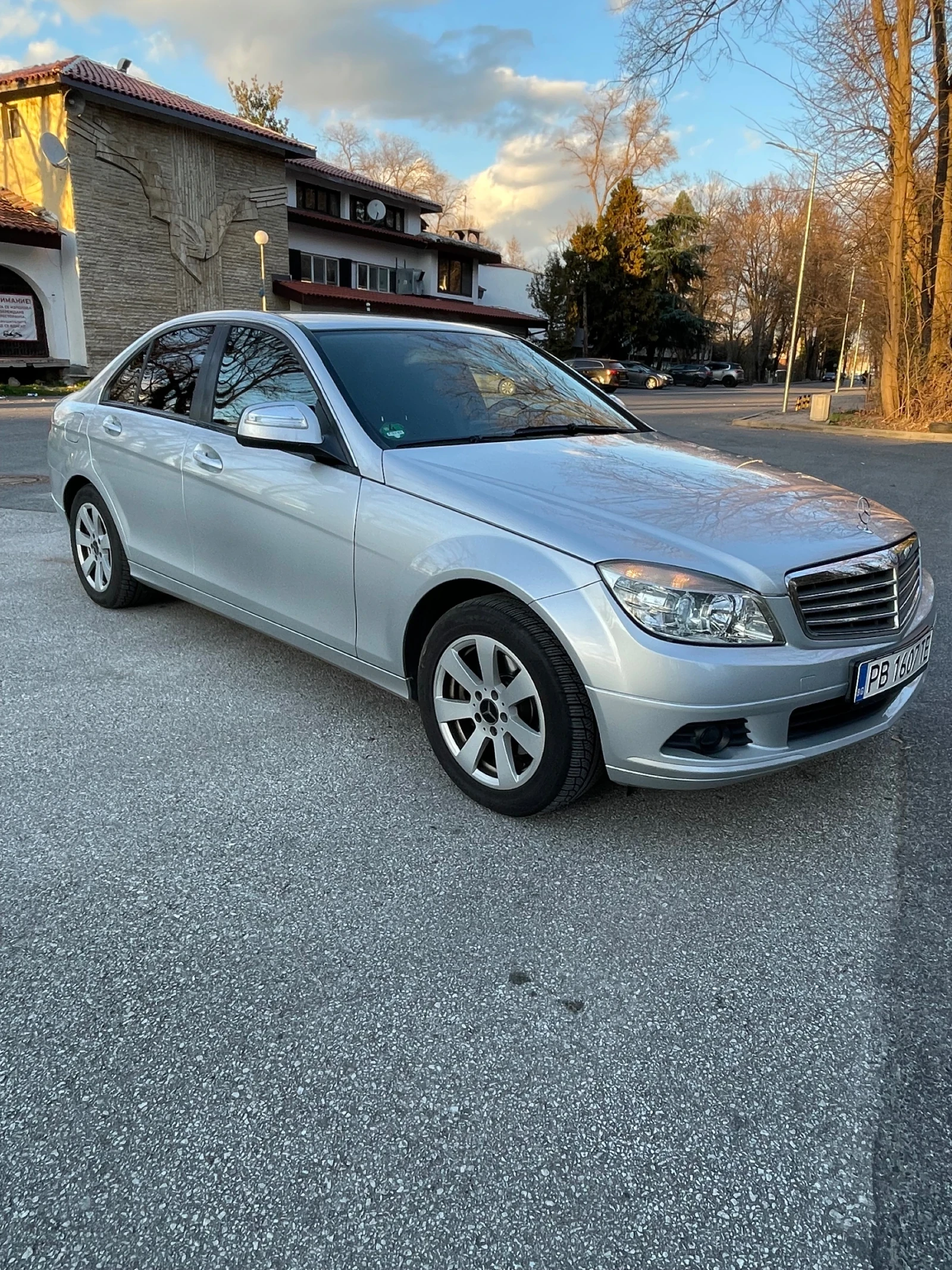 Mercedes-Benz C 200  - изображение 2