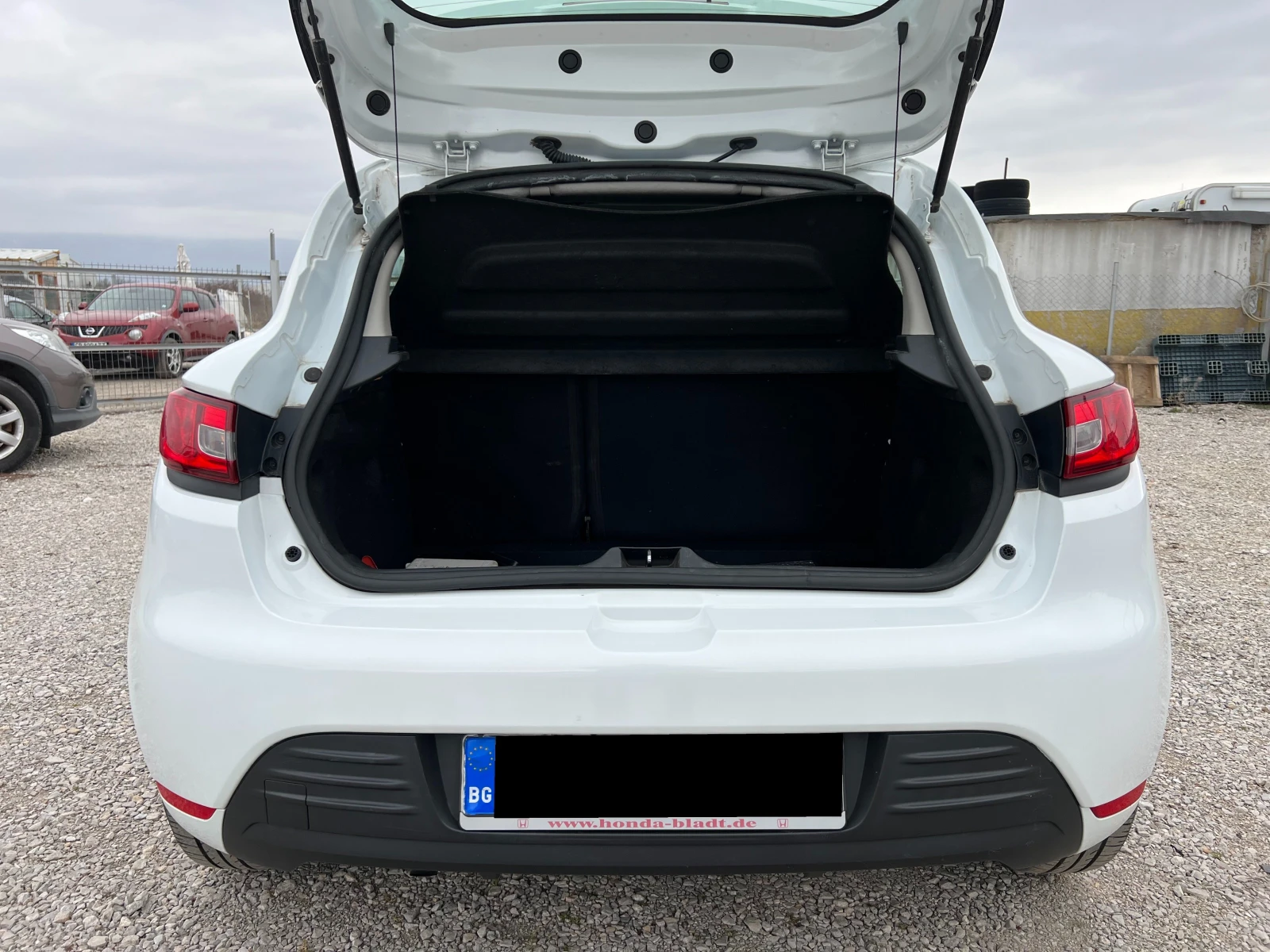 Renault Clio 1.2 16v , снимка 11 - Автомобили и джипове - 53893848