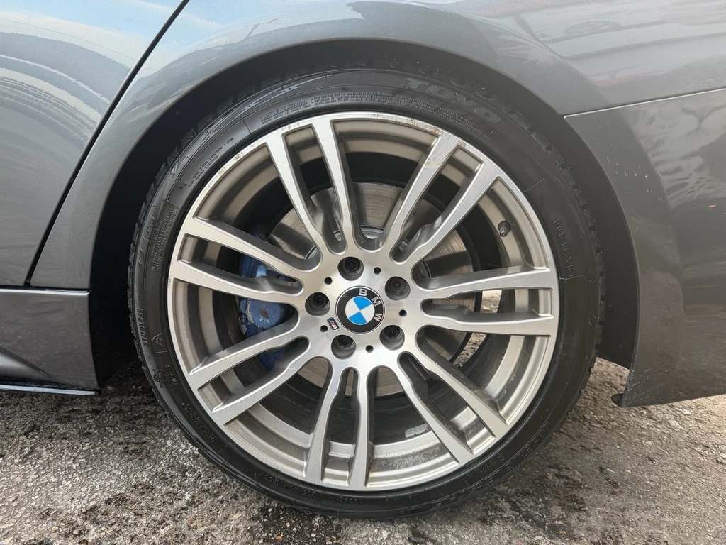 BMW 340 * * CARFAX * * АВТО КРЕДИТ * * , снимка 15 - Автомобили и джипове - 54001542