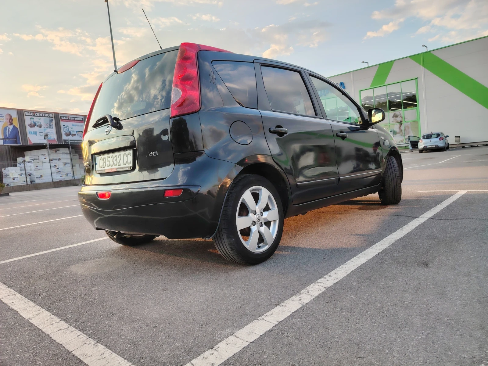 Nissan Note, снимка 17 - Автомобили и джипове - 54128939