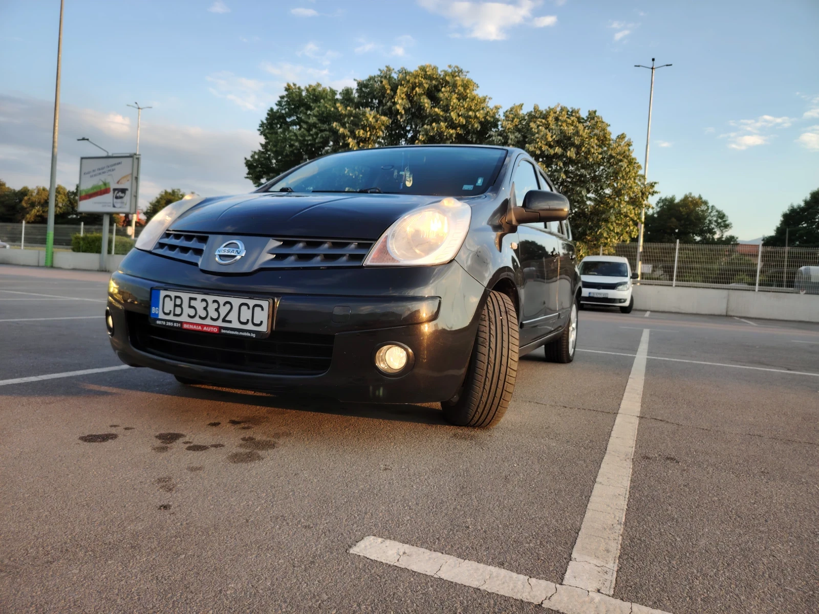 Nissan Note, снимка 14 - Автомобили и джипове - 54128939