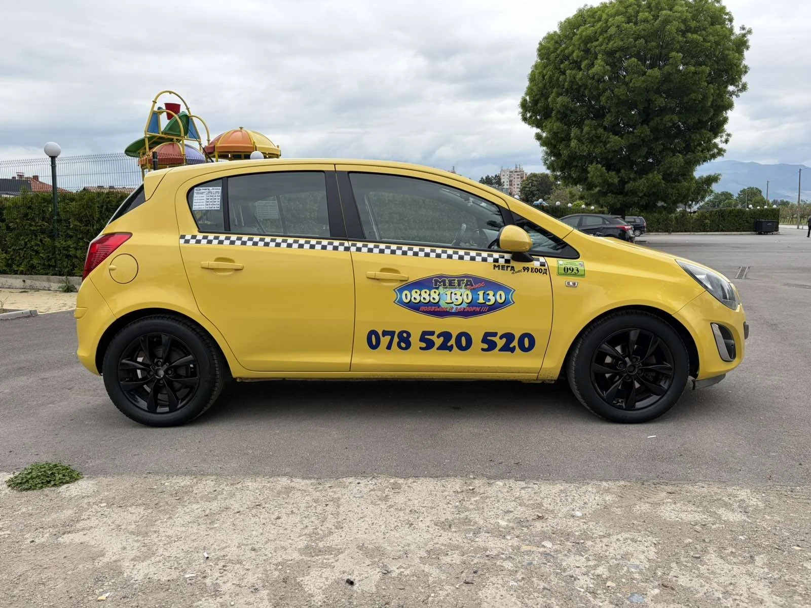 Opel Corsa, снимка 6 - Автомобили и джипове - 54527335