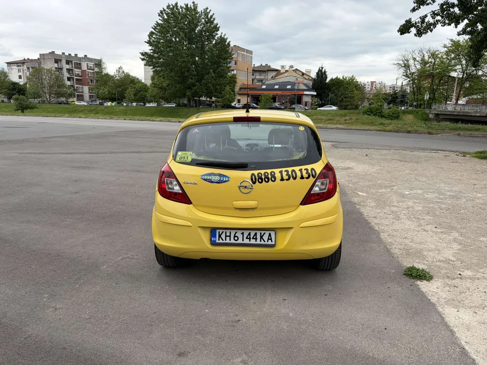 Opel Corsa, снимка 3 - Автомобили и джипове - 54527335
