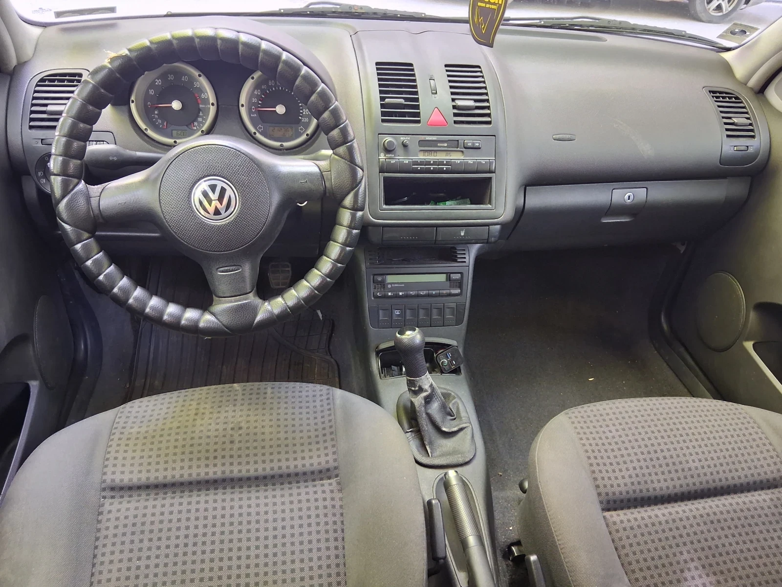 VW Polo 1.4 MPI Бензин, снимка 8 - Автомобили и джипове - 54566648