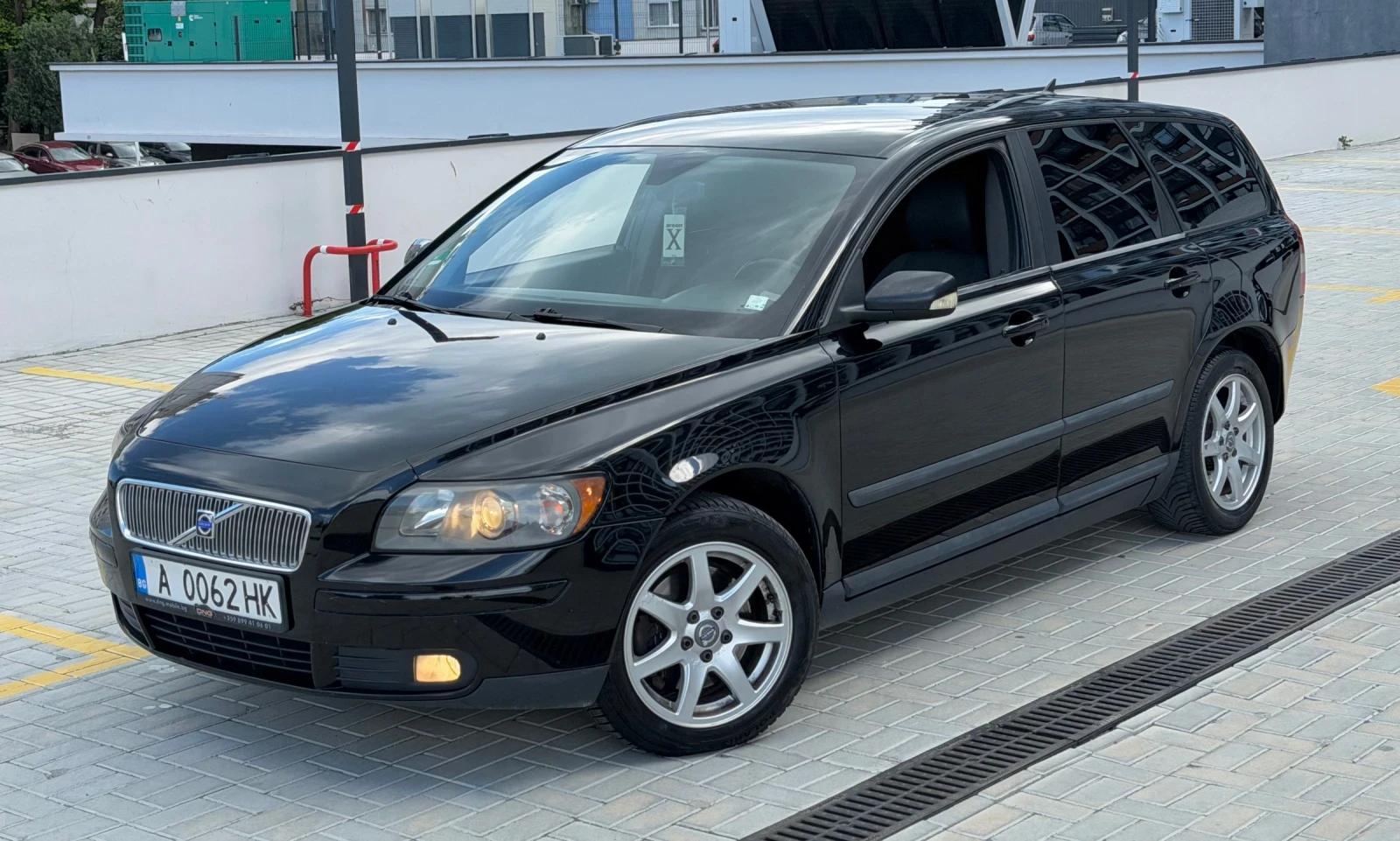 Volvo V50 2.0D 6ск 2007г, снимка 2 - Автомобили и джипове - 54897248