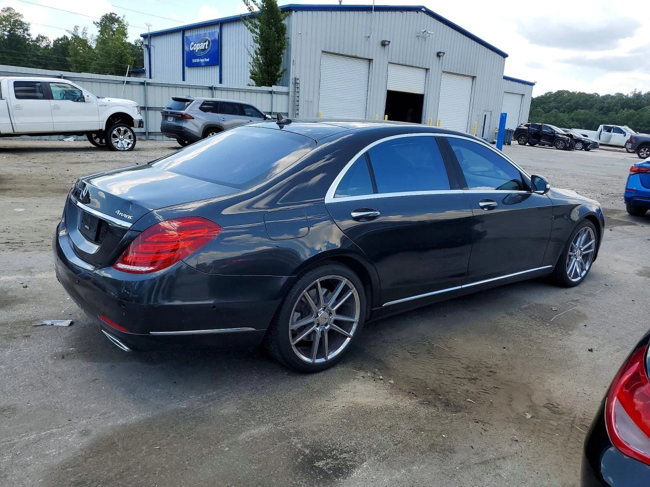 Mercedes-Benz S 550 4MATIC, снимка 3 - Автомобили и джипове - 55391486