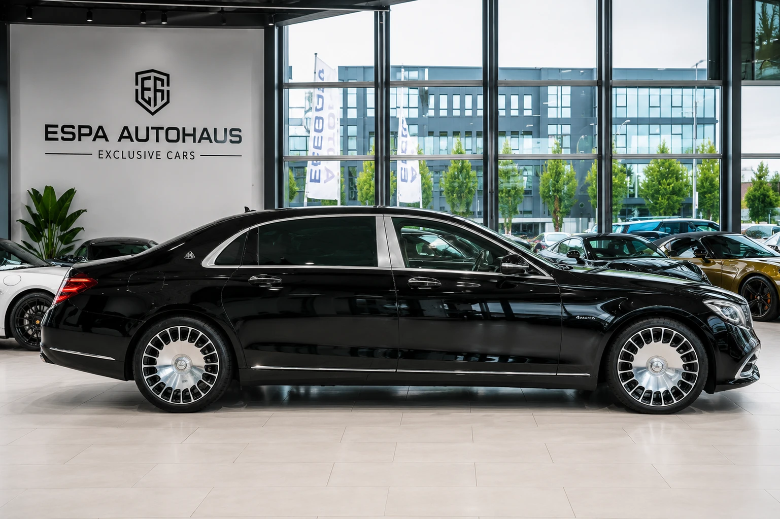 Mercedes-Benz S 560 Maybach CHAUFFEUR-PAK EXKLUSIVE PANO DESIGNO, снимка 3 - Автомобили и джипове - 55430018