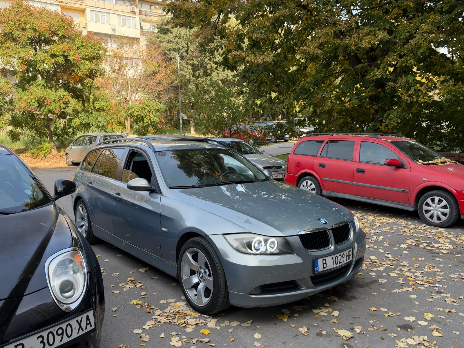 BMW 320, снимка 2 - Автомобили и джипове - 56412288