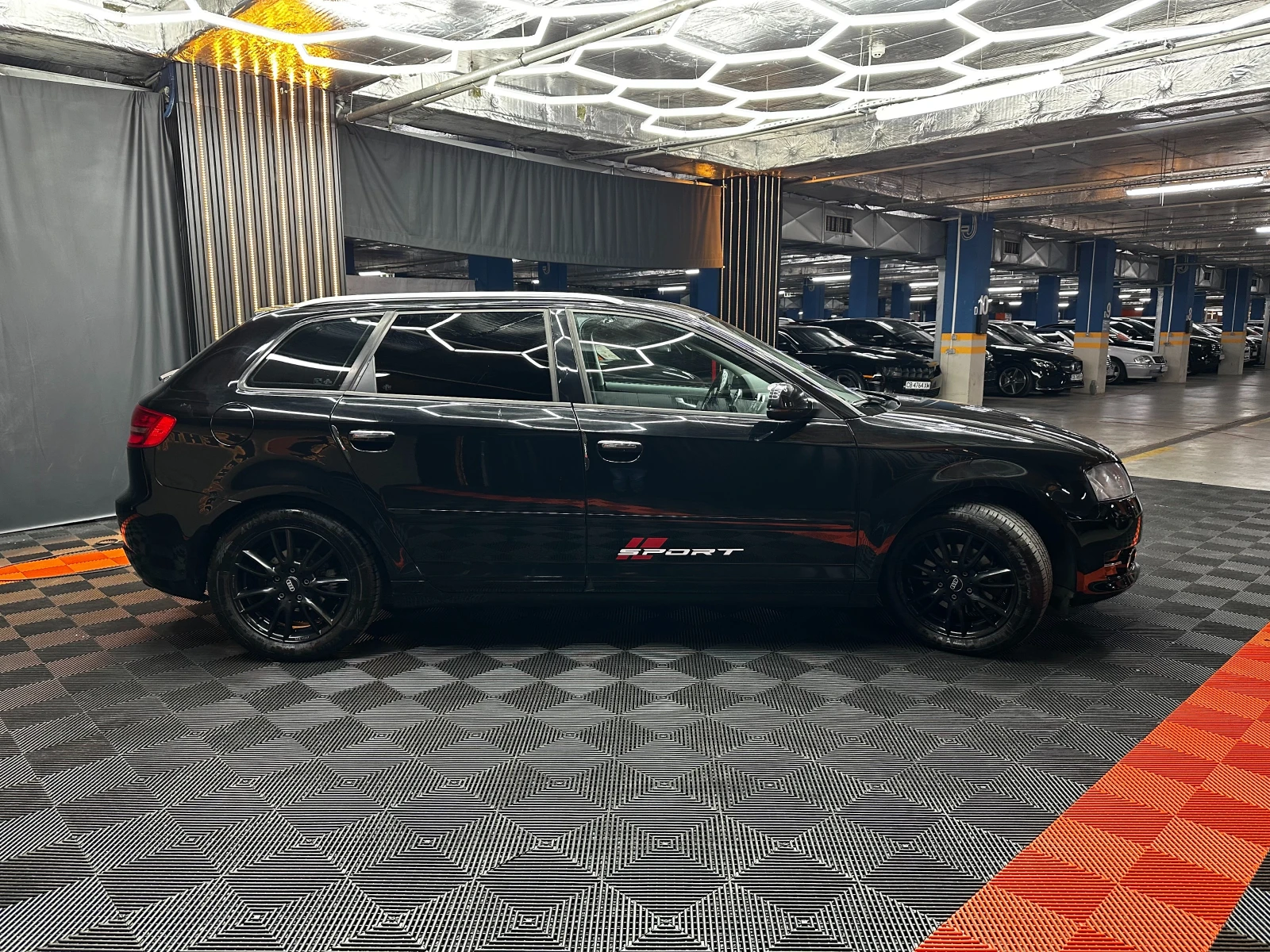 Audi A3 Sportback/Facelift/Бензин , снимка 4 - Автомобили и джипове - 56514967