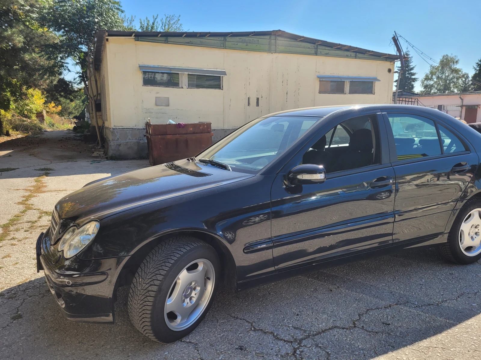 Mercedes-Benz C 200, снимка 3 - Автомобили и джипове - 56681317