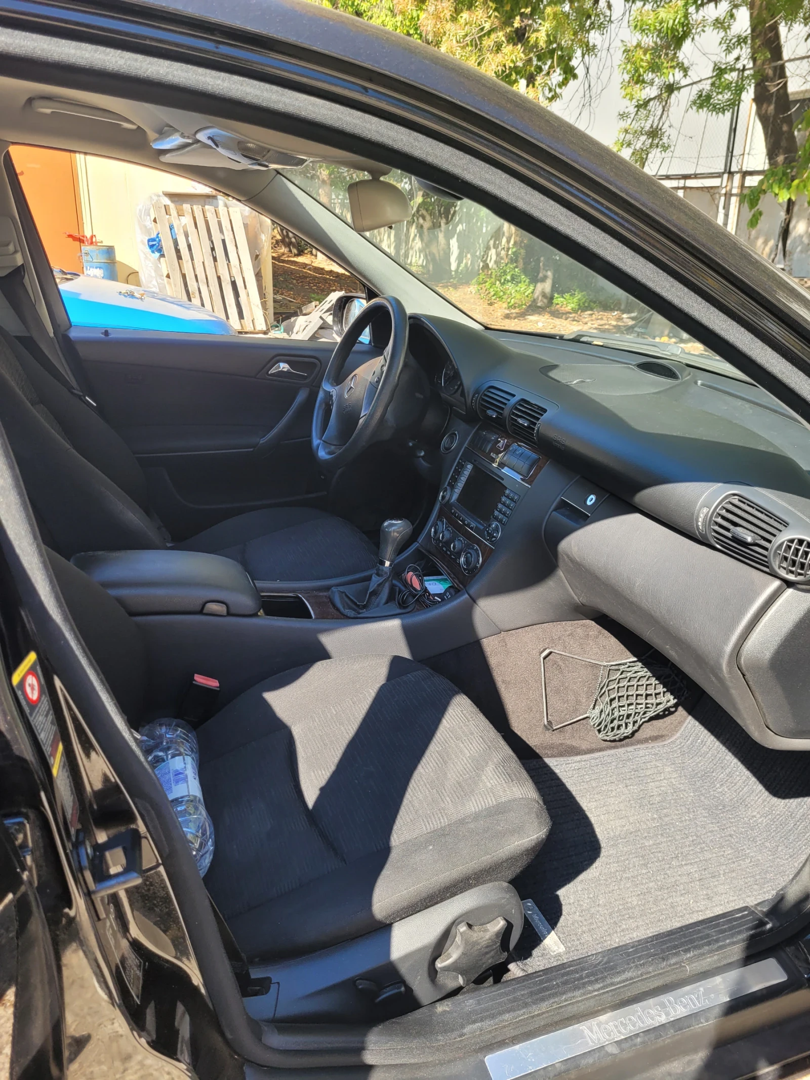 Mercedes-Benz C 200, снимка 5 - Автомобили и джипове - 56681317