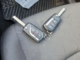Toyota Rav4 Awd Hybrid Le * CARFAX * ФИНАНСИРАНЕ, снимка 8