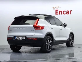 Volvo XC40 2.0 Automatic, снимка 2