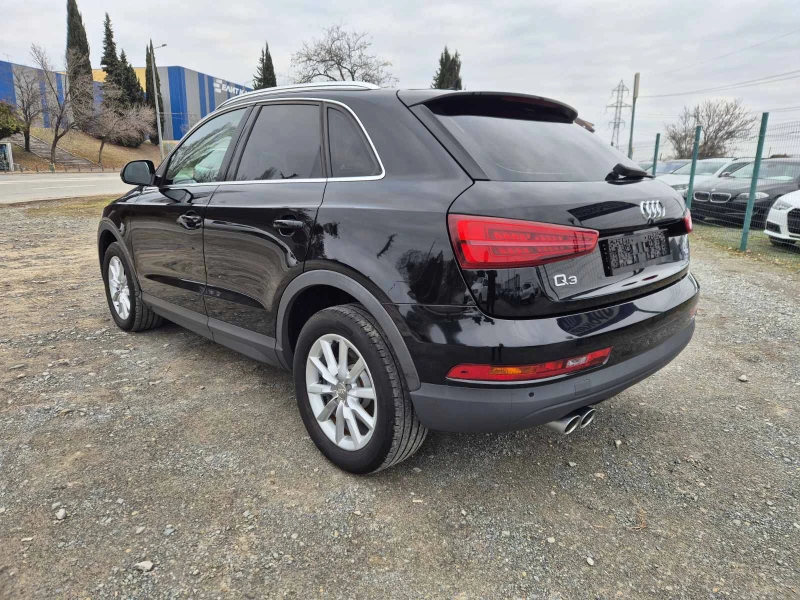 Audi Q3 2.0TDI, снимка 3 - Автомобили и джипове - 40729531