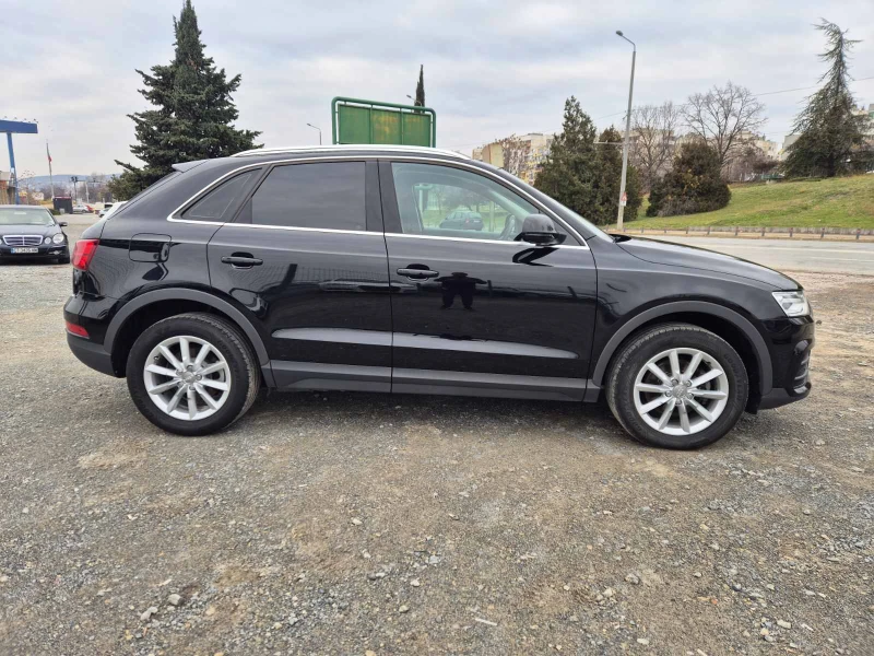 Audi Q3 2.0TDI, снимка 6 - Автомобили и джипове - 40729531