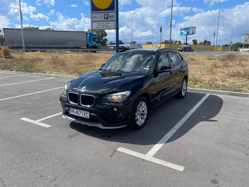 BMW X1 FACELIFT 8SPEED РЕГИСТРИРАНА И ОБСЛУЖЕНА ТОП, снимка 1 - Автомобили и джипове - 47699177