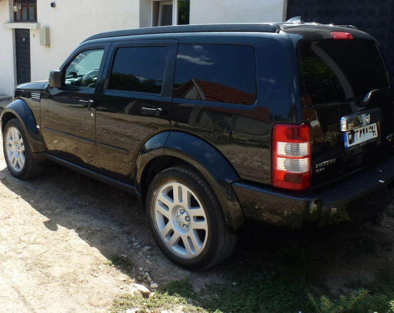 Dodge Nitro 2.8 CRD 4x4 , снимка 3 - Автомобили и джипове - 48506455