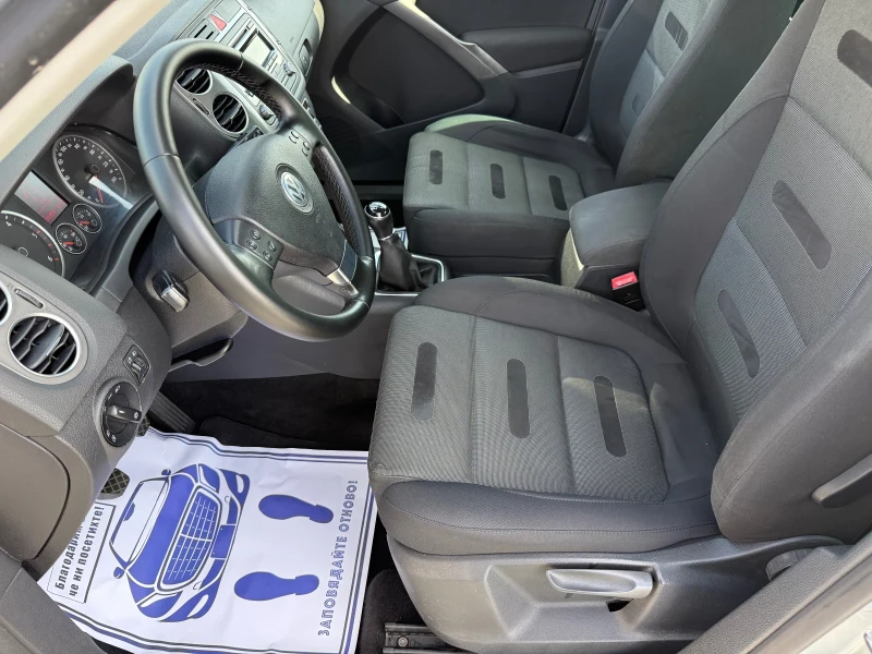 VW Tiguan (KATO НОВА)^(4x4), снимка 11 - Автомобили и джипове - 52126463