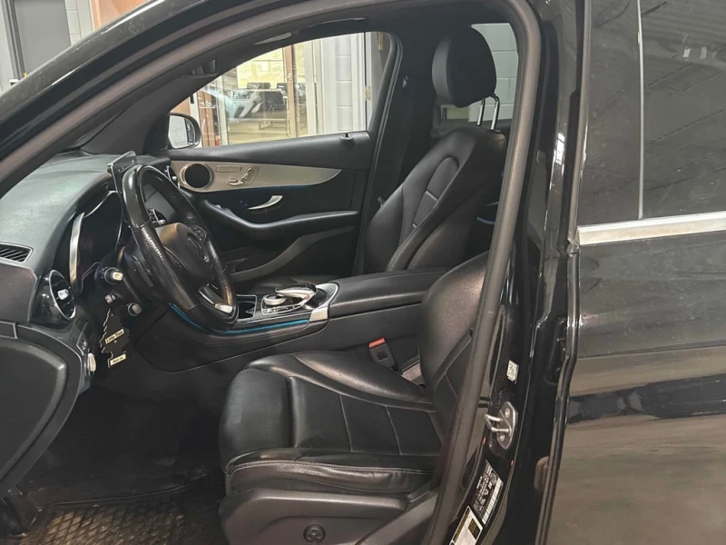 Mercedes-Benz GLC * 300 * CARFAX * ЦЕНА ДО БГ, снимка 6 - Автомобили и джипове - 52867468