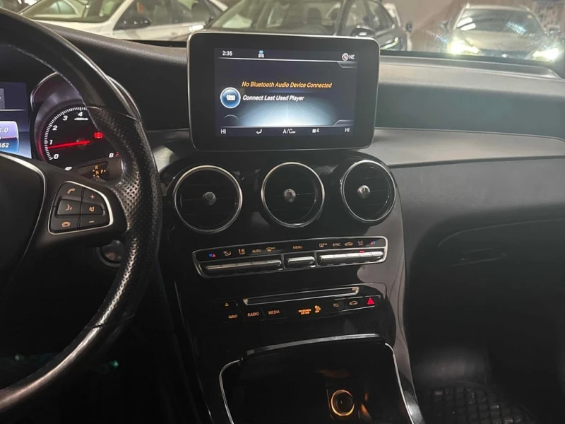 Mercedes-Benz GLC * 300 * CARFAX * ЦЕНА ДО БГ, снимка 11 - Автомобили и джипове - 52867468