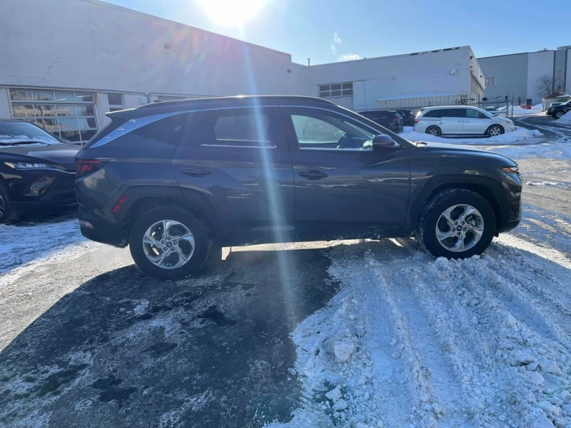 Hyundai Tucson Preferred / AWD / ПОДГРЕВИ / CARFAX /, снимка 3 - Автомобили и джипове - 53339782