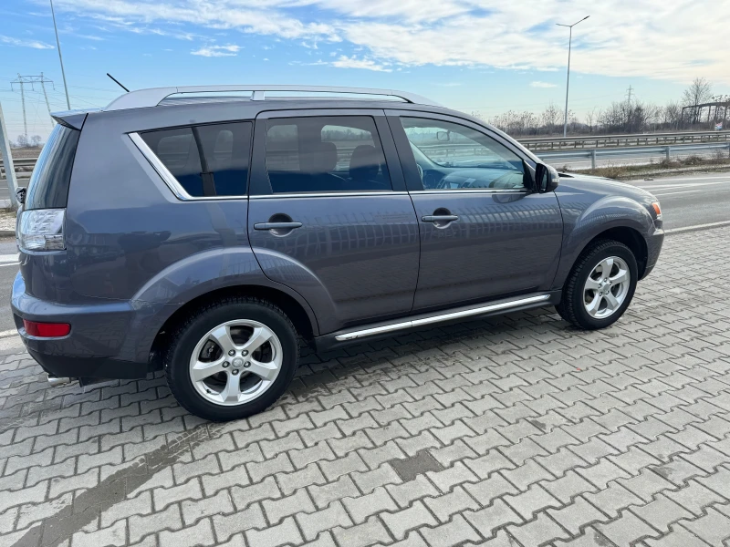 Mitsubishi Outlander 2.2 D 4x4, снимка 4 - Автомобили и джипове - 53385516