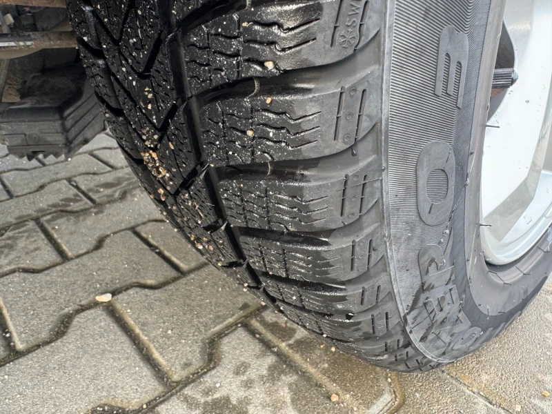 Mitsubishi Outlander 2.2 D 4x4, снимка 15 - Автомобили и джипове - 53385516