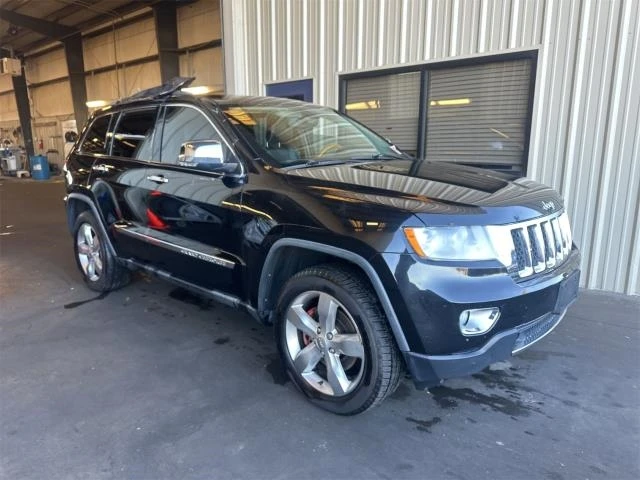 Jeep Grand cherokee OVERLAND* KEYLESS* PARK ASSIST* NAVI, снимка 2 - Автомобили и джипове - 48401839