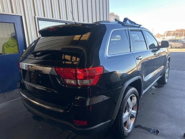 Jeep Grand cherokee OVERLAND* KEYLESS* PARK ASSIST* NAVI, снимка 3 - Автомобили и джипове - 48401839