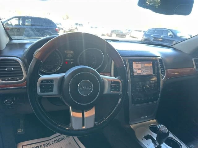 Jeep Grand cherokee OVERLAND* KEYLESS* PARK ASSIST* NAVI, снимка 6 - Автомобили и джипове - 48401839