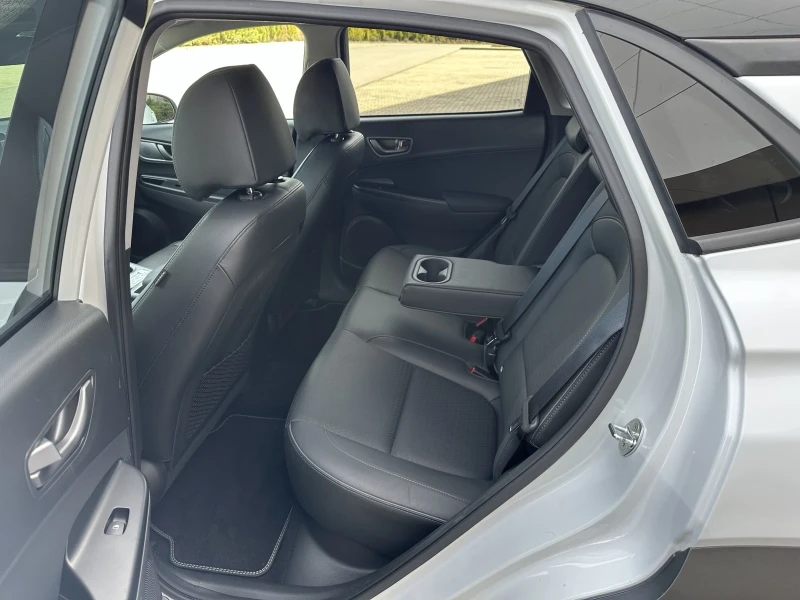 Hyundai Kona Premium 64 kWh ТЕРМОПОМПА КАМЕРА LED DISTRONIC - 34999 лв. - 83166234 17