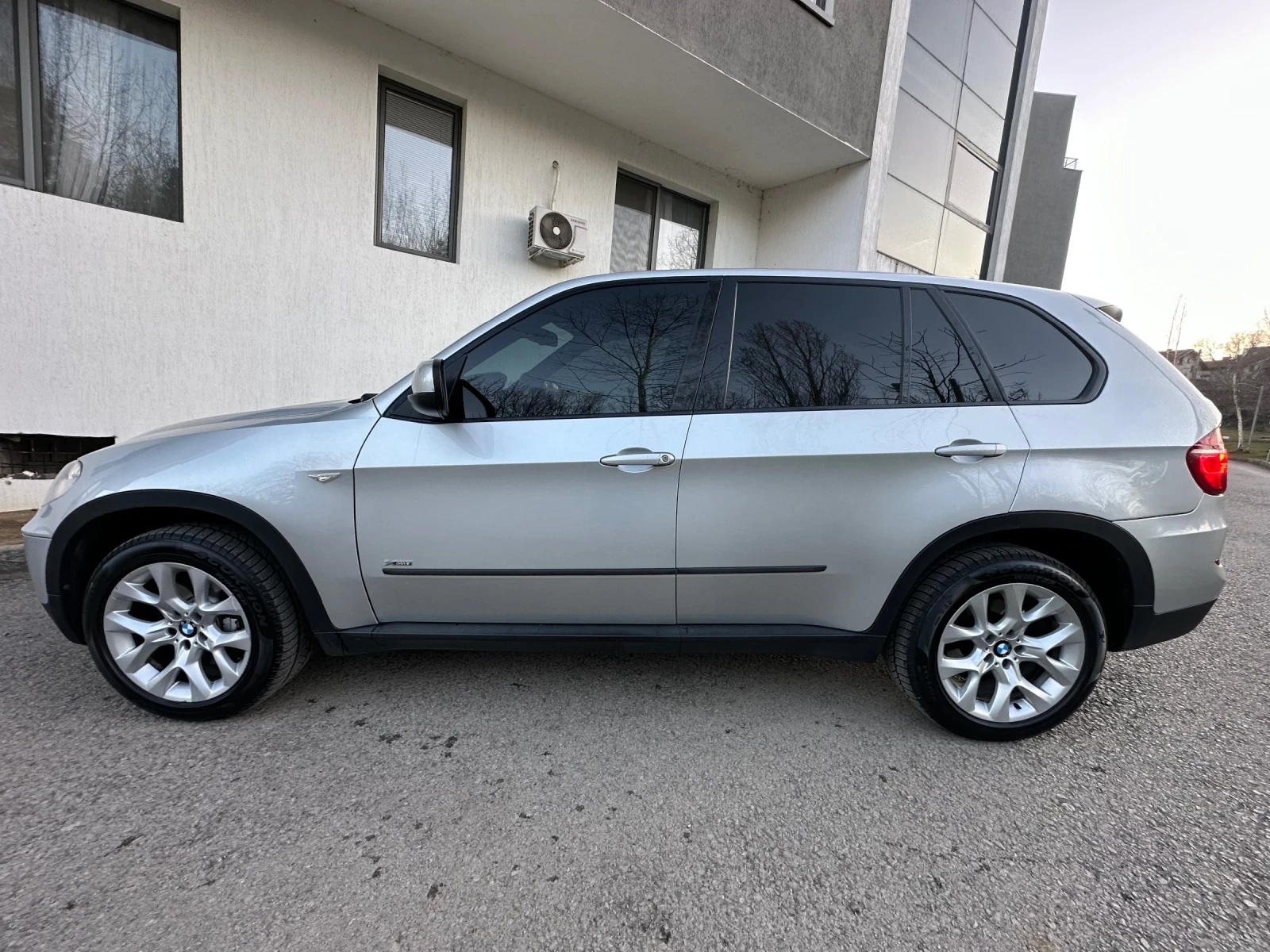 BMW X5 4.0d / SPORT PACK / FACE - изображение 4