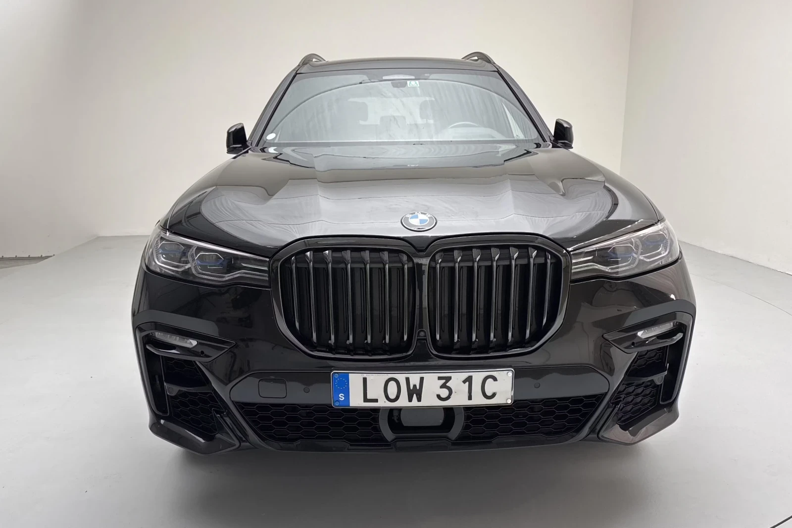 BMW X7 xDrive40d M-sport 6+ 1 - изображение 4