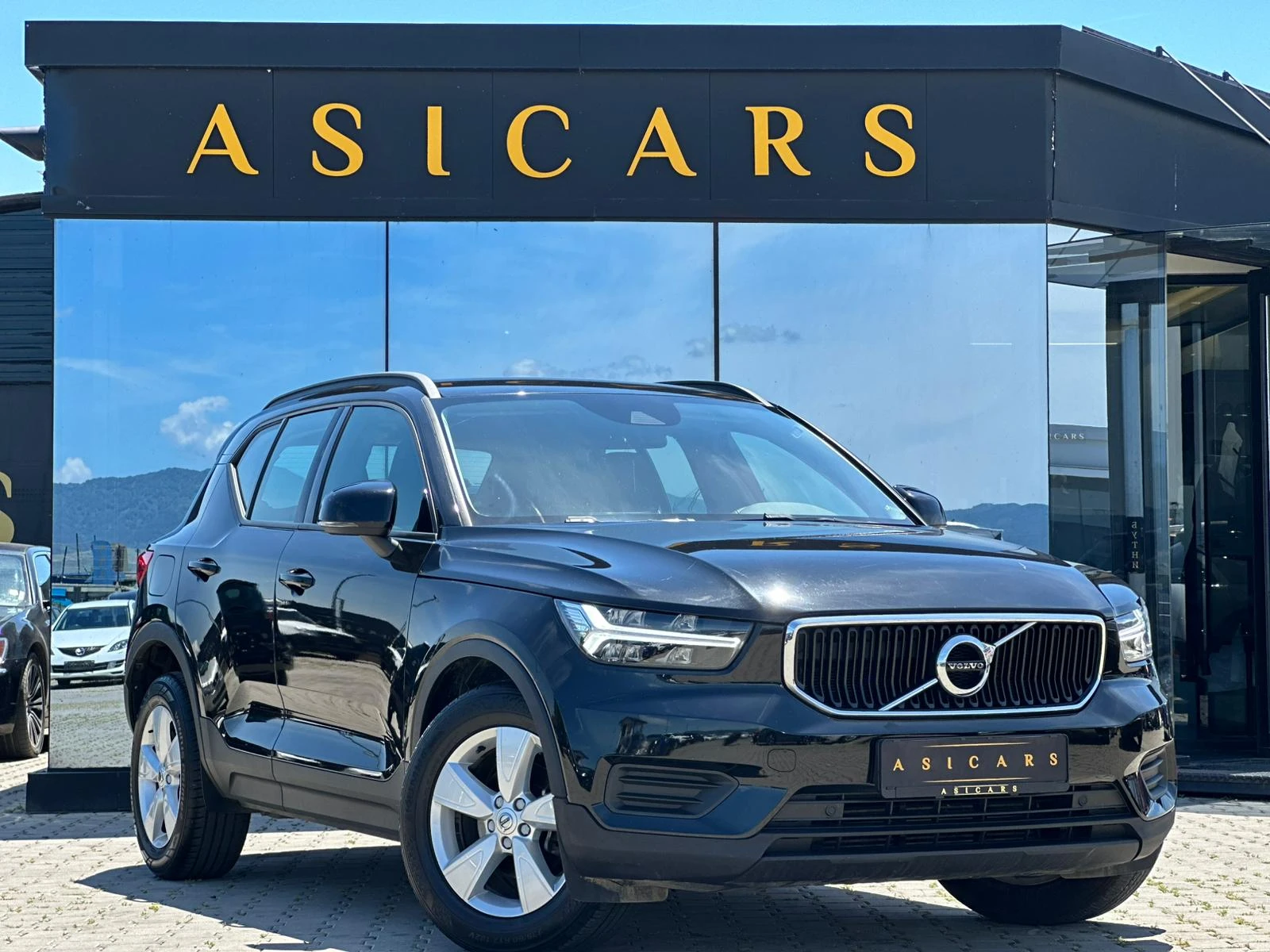 Volvo XC40 / 2.0D / 150 HP / EURO 6 / TOP / - изображение 7