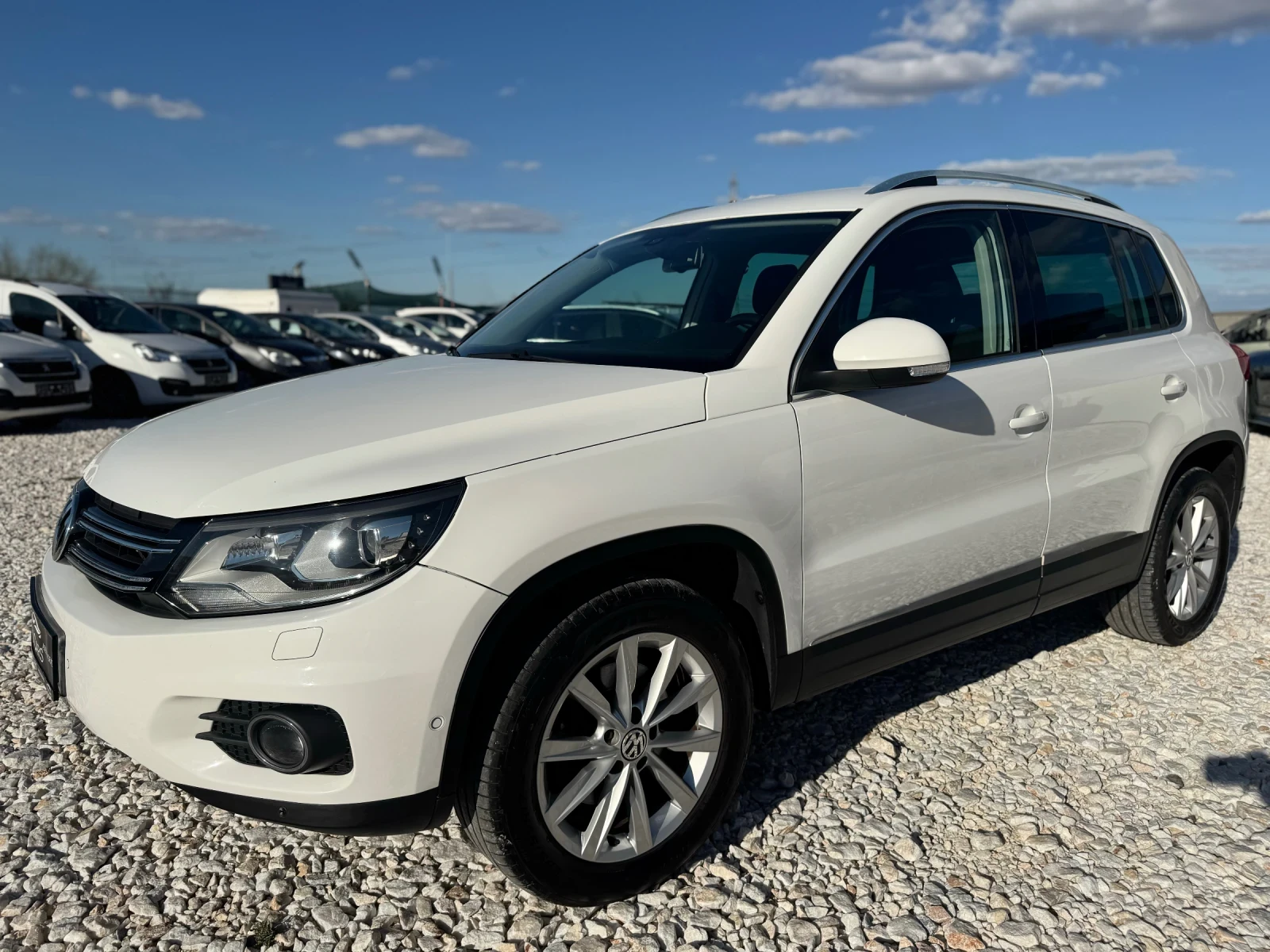VW Tiguan 2.0TDI / 4MOTION / LED / HIGHLINE / OFFROAD / NAVI - изображение 3
