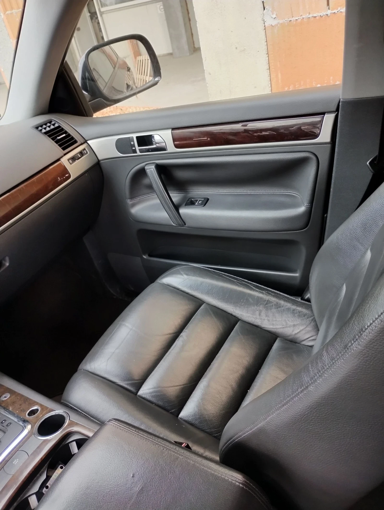 VW Touareg, снимка 12 - Автомобили и джипове - 53623212