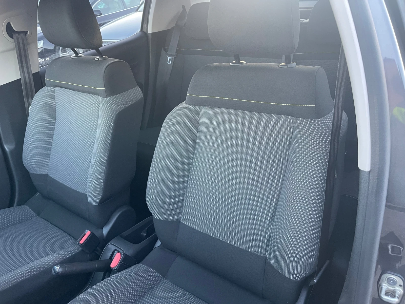 Citroen C3 1.2I LED EURO6D - изображение 10