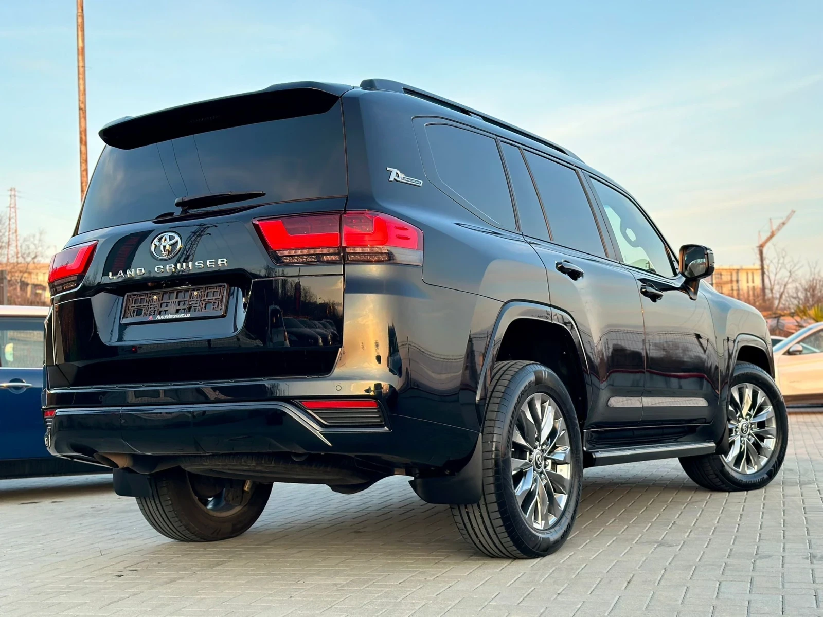 Toyota Land cruiser 300 Premium 70 Anniversary , снимка 12 - Автомобили и джипове - 54202794