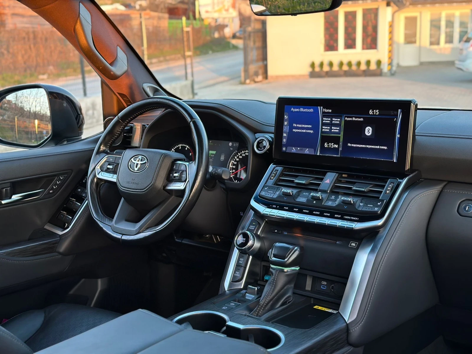 Toyota Land cruiser 300 Premium 70 Anniversary , снимка 8 - Автомобили и джипове - 54202794