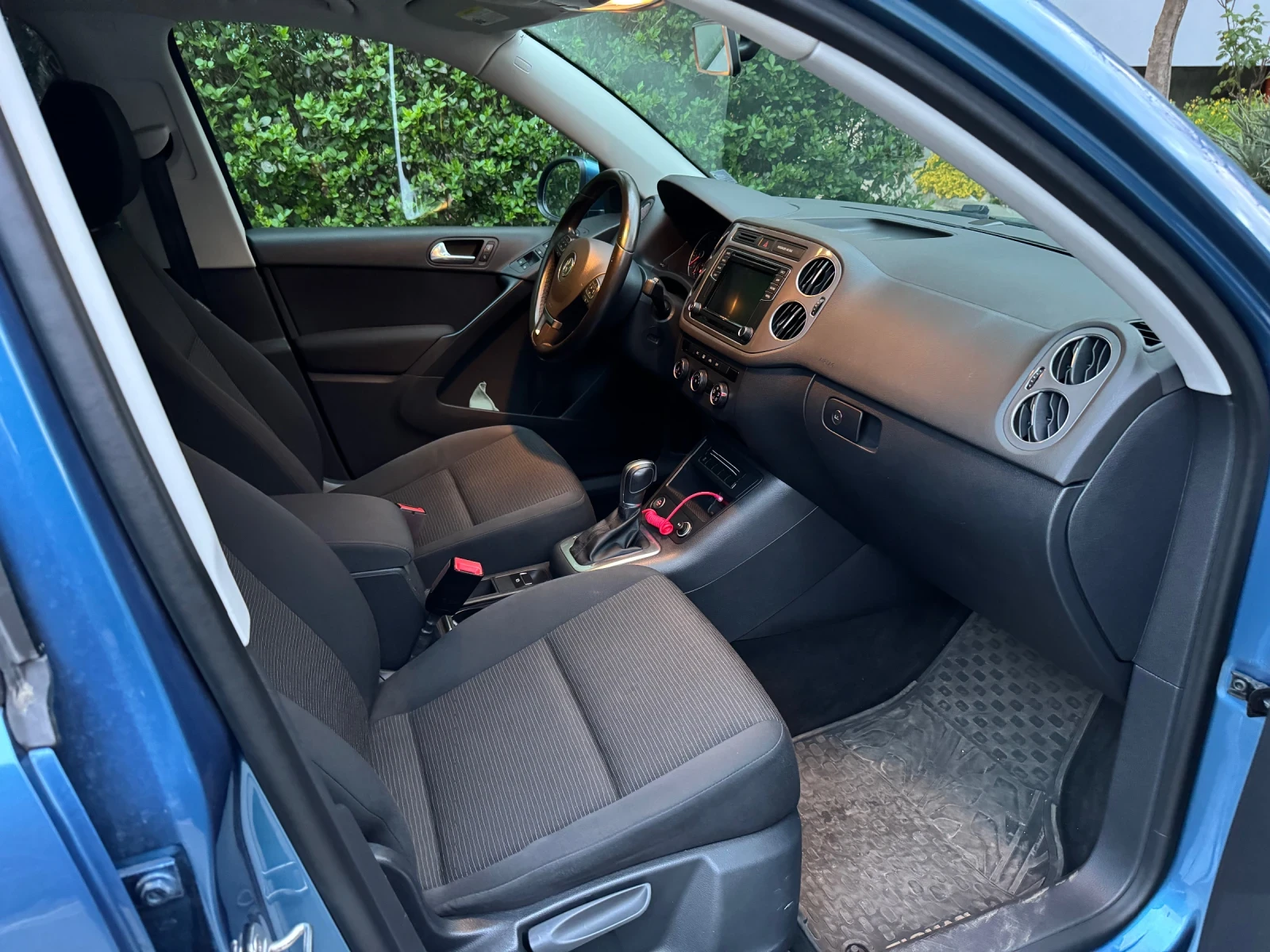 VW Tiguan 2.0 TSI Газ/ бензин, снимка 7 - Автомобили и джипове - 54489236