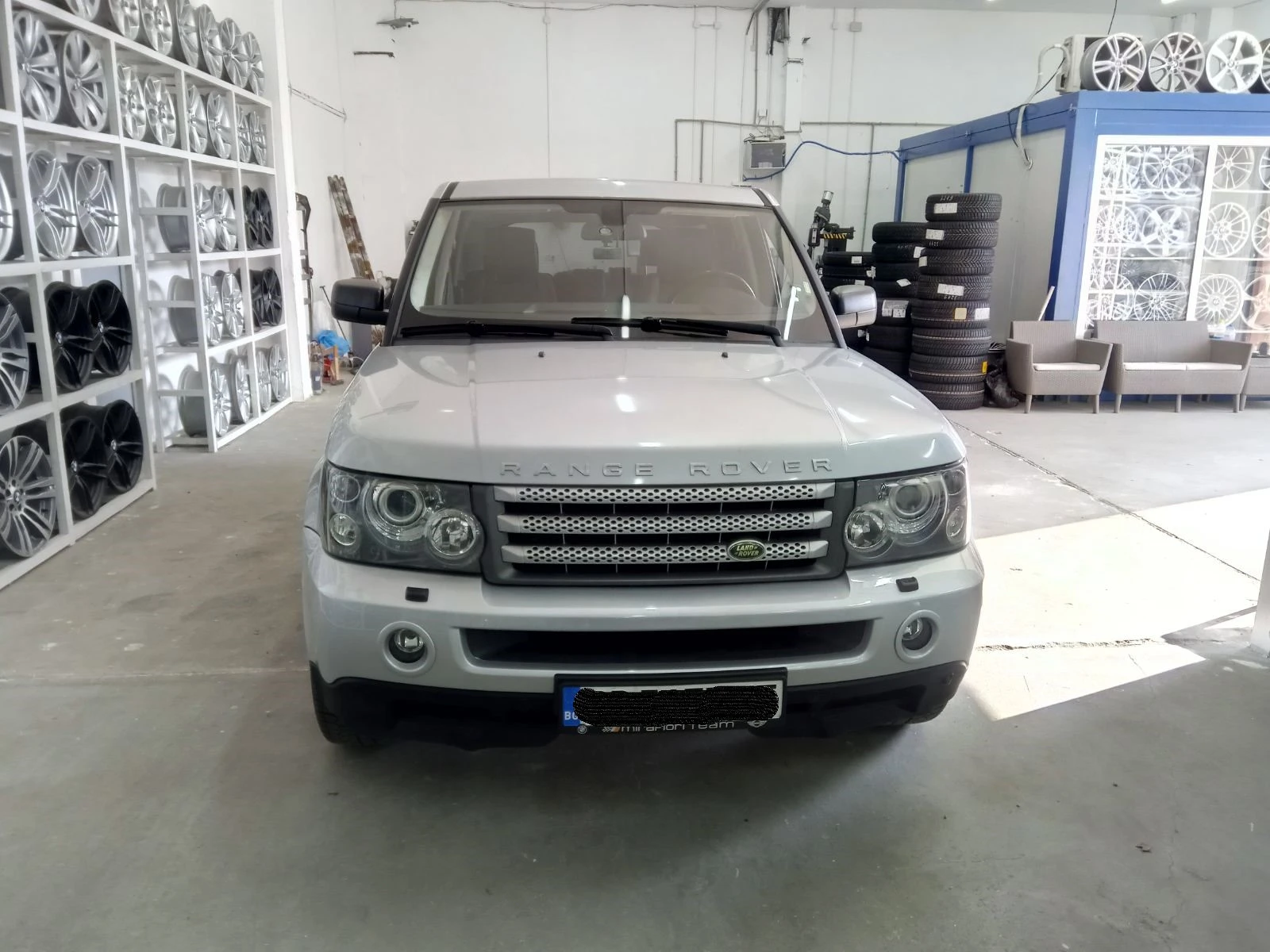 Land Rover Range Rover Sport, снимка 2 - Автомобили и джипове - 54514735