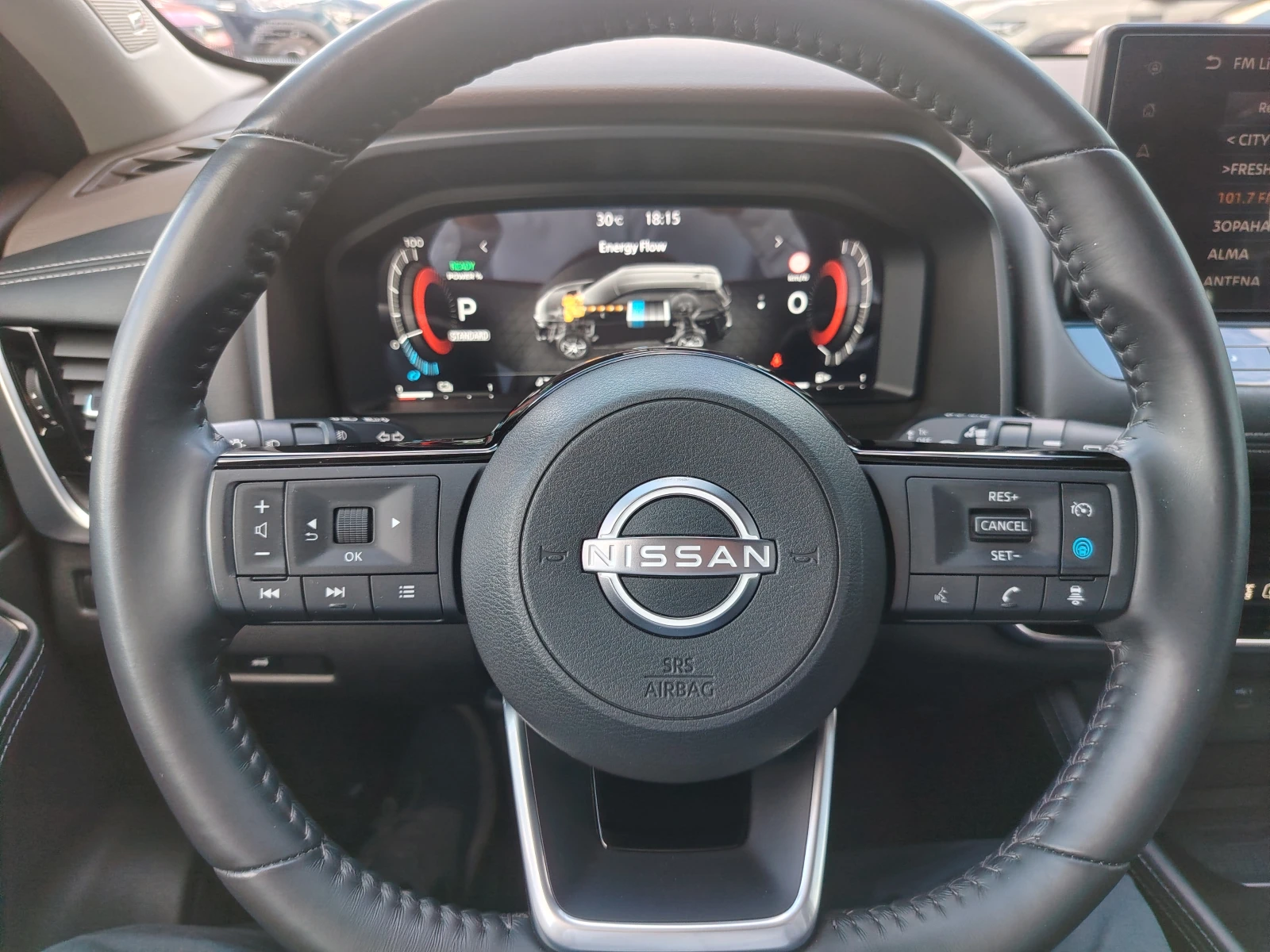 Nissan X-trail Tekna Plus, снимка 5 - Автомобили и джипове - 55322199